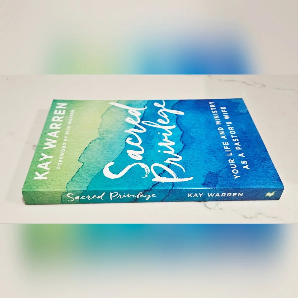BOGO Unique Bargains Blue and Green Coffee Table Book